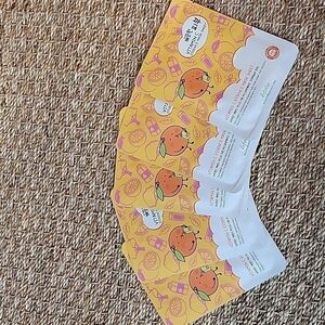 Esfolio Vitamin C essence Mask Sheets set of 5.  .85 fl. oz. in each one